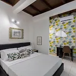 Apartment Iflat Colosseo Flower